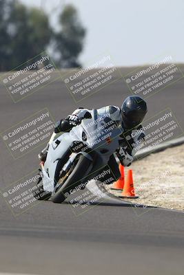 media/Nov-01-2025-TrackDaz (Sat) [[2b4d5192bc]]/A Group/12pm (Turn 2 (Outside)/